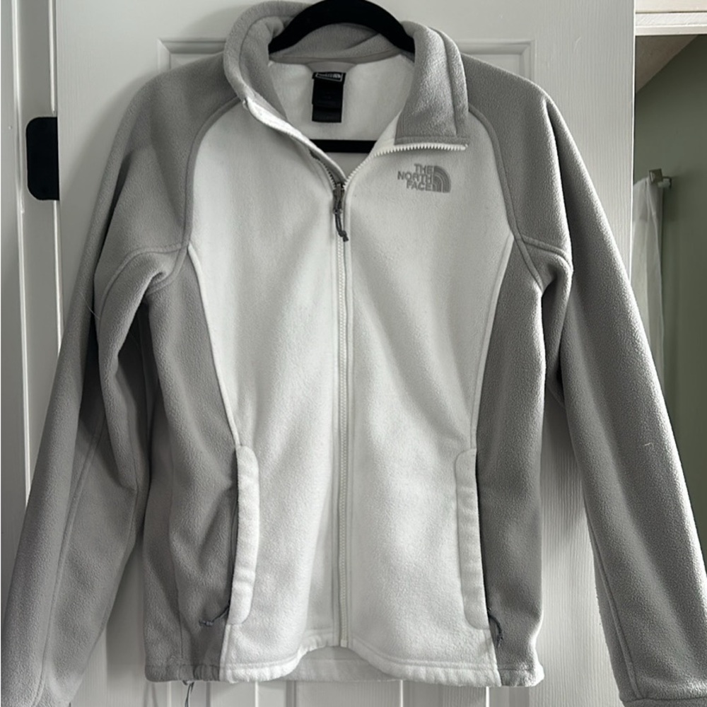 Women’s medium white and gray north face fleece